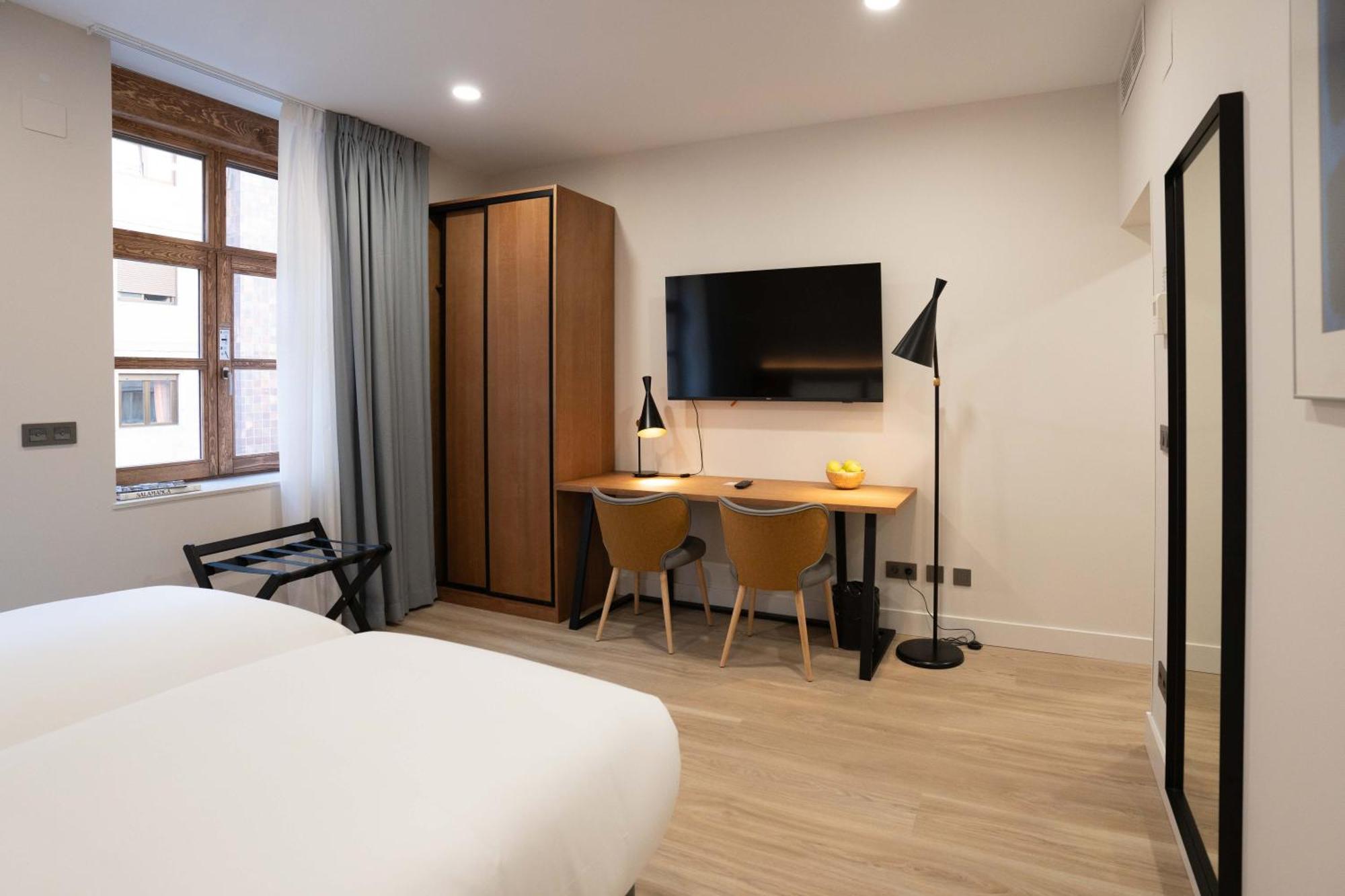 Prisma Suites 萨拉曼卡 外观 照片